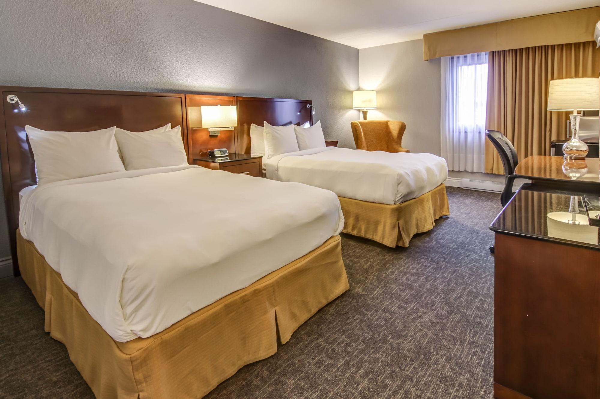 La Sagueneenne - Hotel Et Centre De Congres Chicoutimi エクステリア 写真