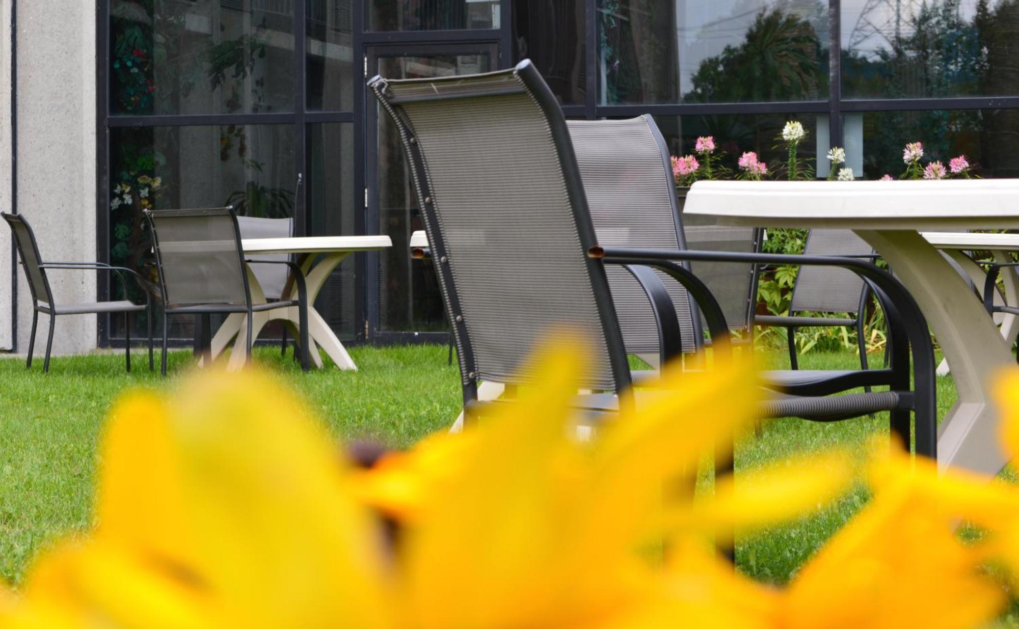 La Sagueneenne - Hotel Et Centre De Congres Chicoutimi エクステリア 写真