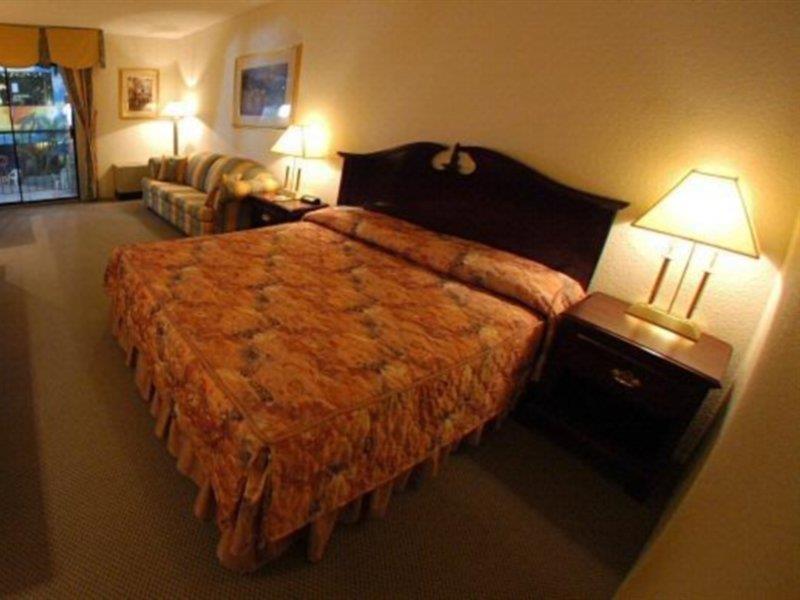 La Sagueneenne - Hotel Et Centre De Congres Chicoutimi 部屋 写真